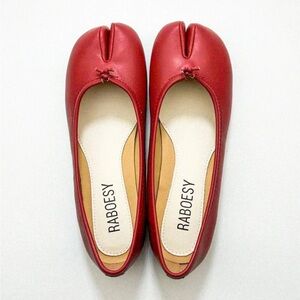 Women's Red Ballet Tabi Rabosey Flats